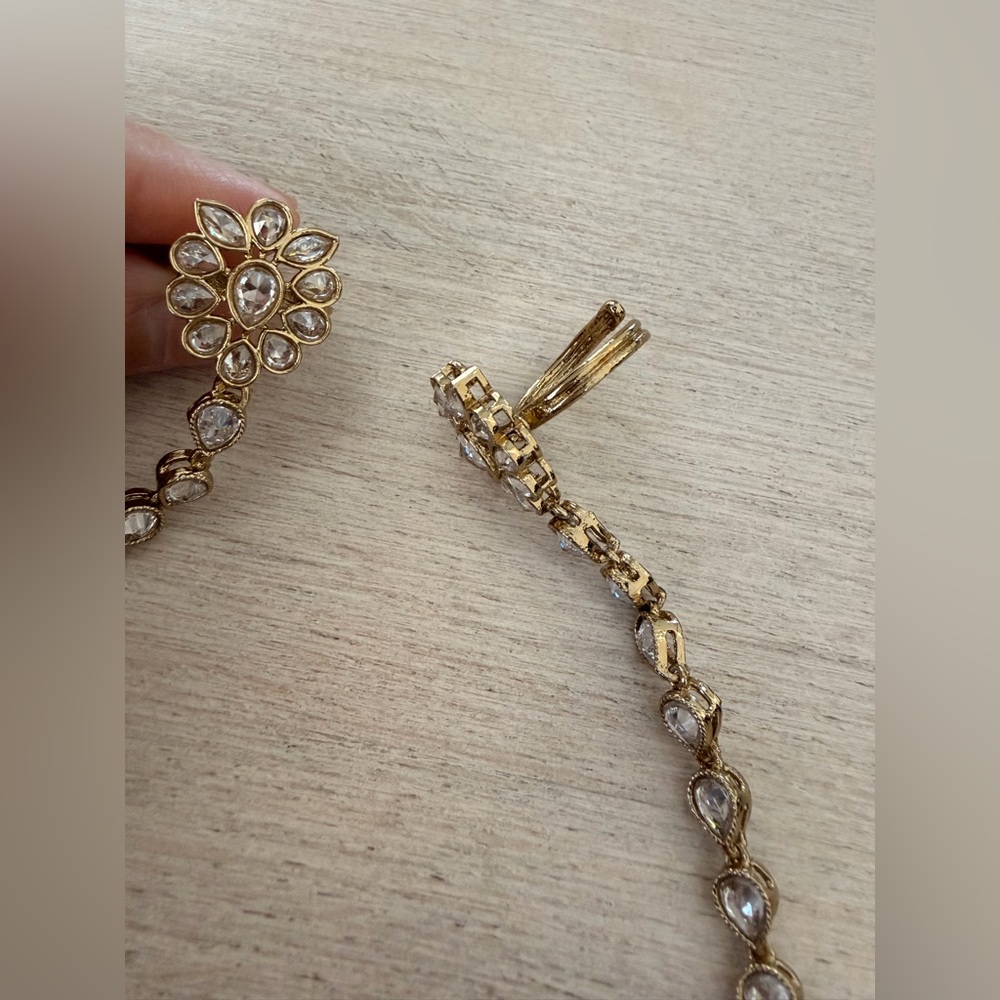 Elegant Gold and Silver Women's Hand-Ring Chain Bracelets